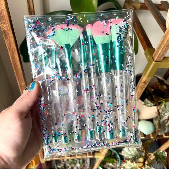 💗Fluorite Crystal Filled Green 7 pcs Makeup Brush Set💗 - Picture 4 of 4